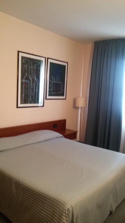 Albergo Centrale Trebaseleghe Szoba fotó