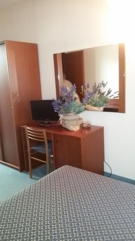 Albergo Centrale Trebaseleghe Szoba fotó
